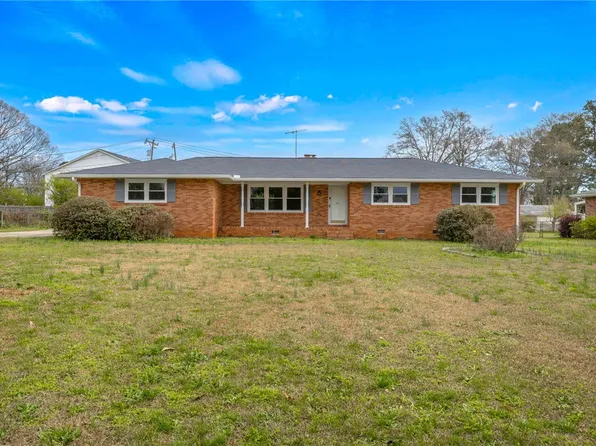 313 Rhodehaven Dr, Anderson, SC 29625