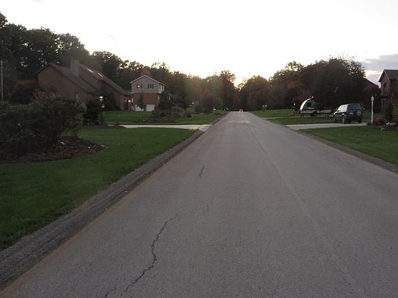 5th image of 109 Lincoln Dr