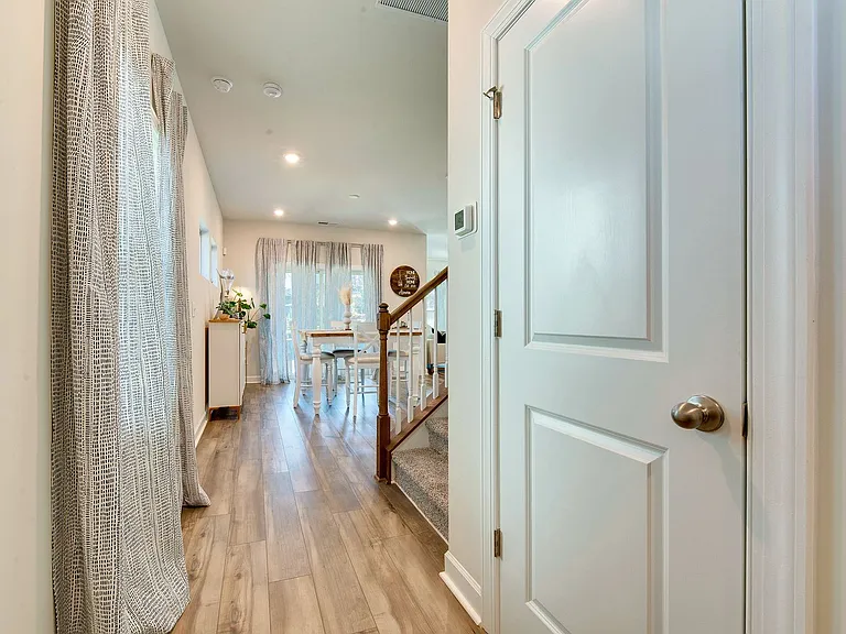 4009 Woodland View Dr — Photo 4
