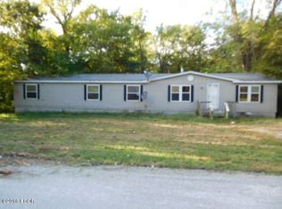 104 Lee Ln, Murphysboro, IL 62966