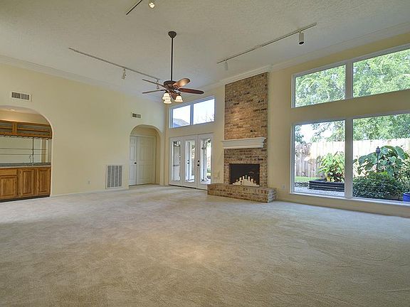 5th image of 2138 Ashford Hollow Ln