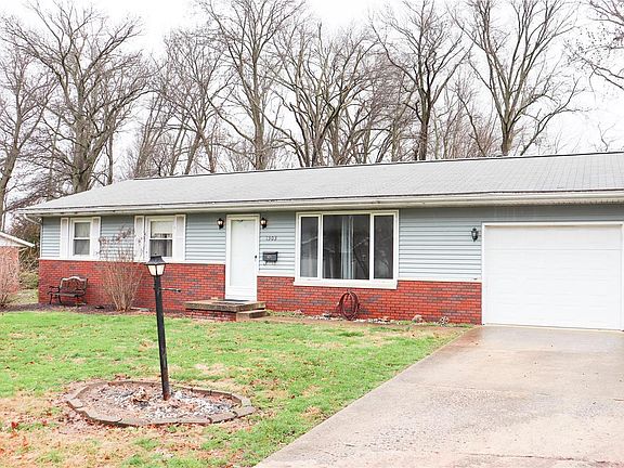 2nd image of 1303 Butternut Dr