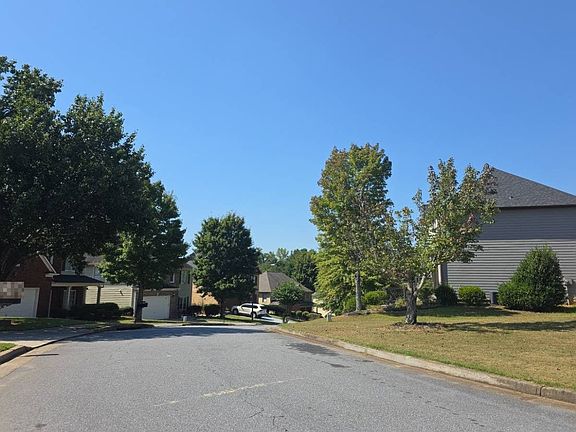 4th image of 1942 Shiloh Valley Trl NW