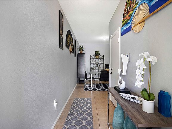 5th image of 3009 NW 30th Avenue