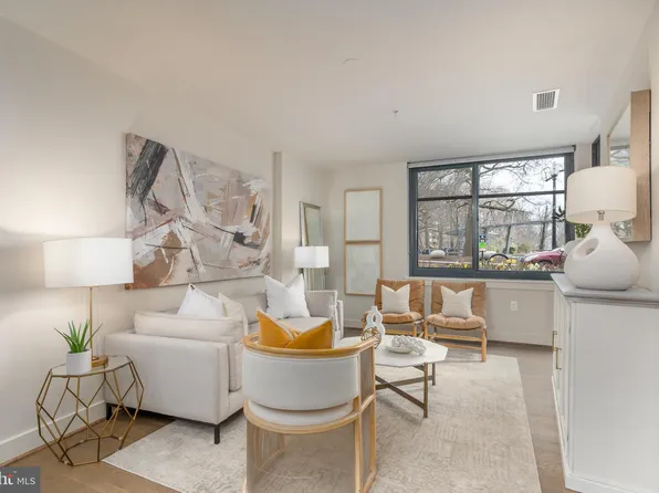 525 Water St SW #107, Washington, DC 20024