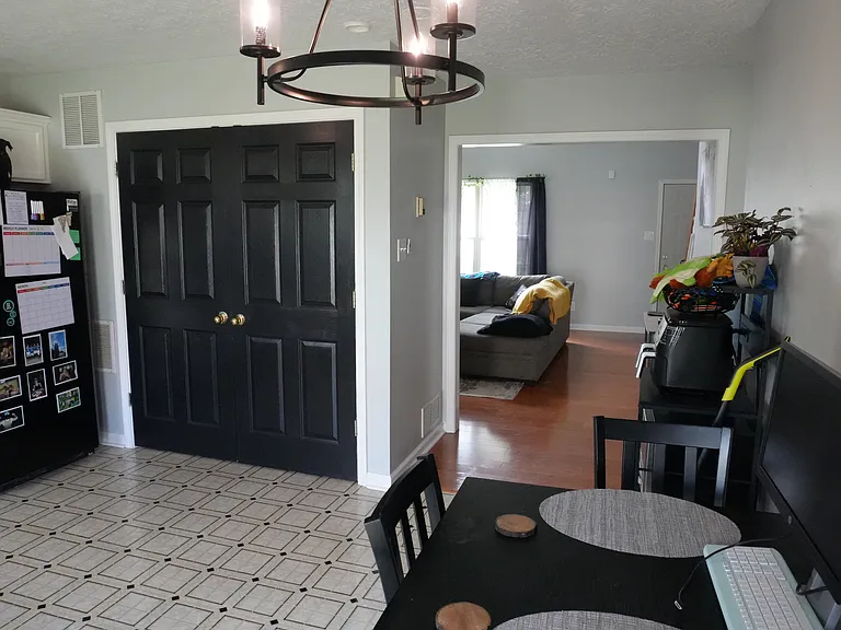 2100 Stonewood Ln — Photo 8