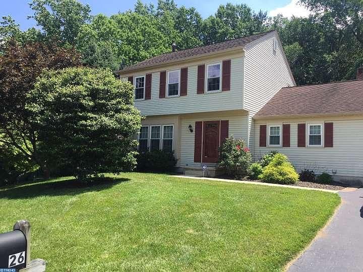 1st image of 26 Signal Hill Dr