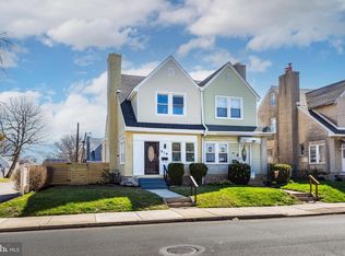 219 N Wycombe Ave, Lansdowne, PA 19050