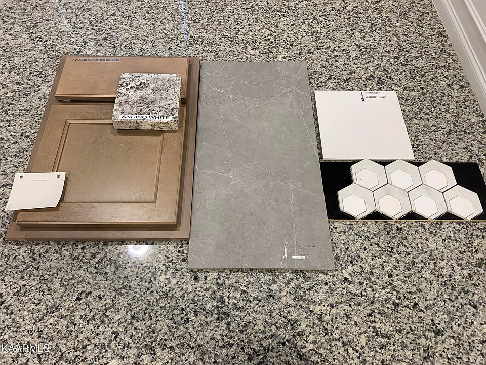 2nd image of 1455 Harvest Moon Ln