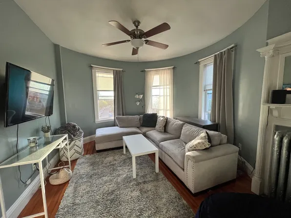 22 Pleasant St APT 1, Boston, MA 02125