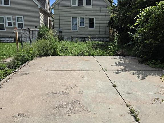 2nd image of 3737 N 10th STREET
