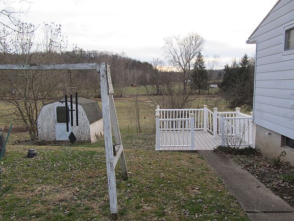 4th image of 111 Helen Ave