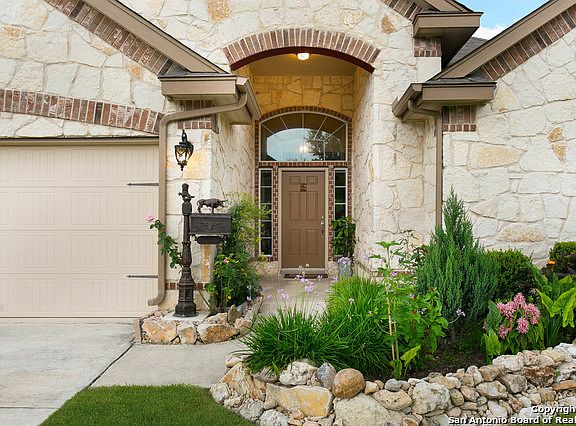 3rd image of 6427 Palmetto Way