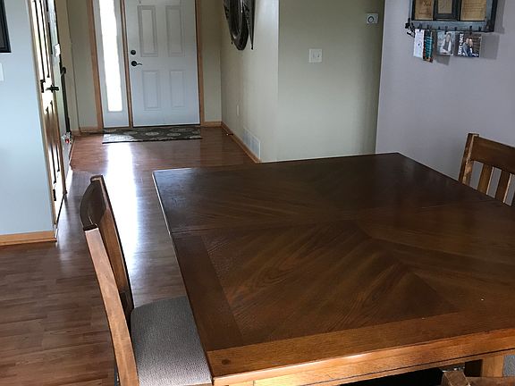 Dining/North entry 
