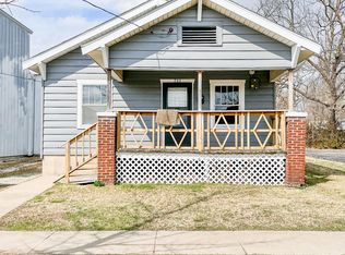 725 W Chase St, Springfield, MO 65803