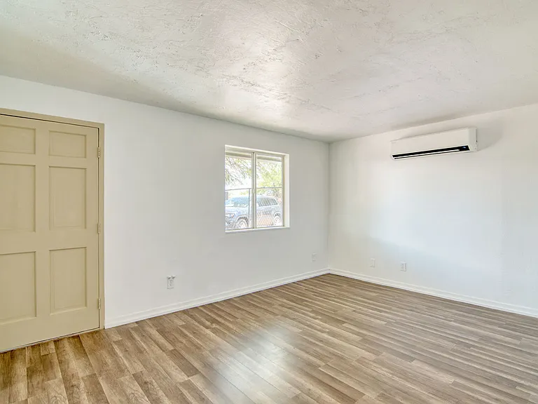 5653 E 28th St #5653 — Photo 16