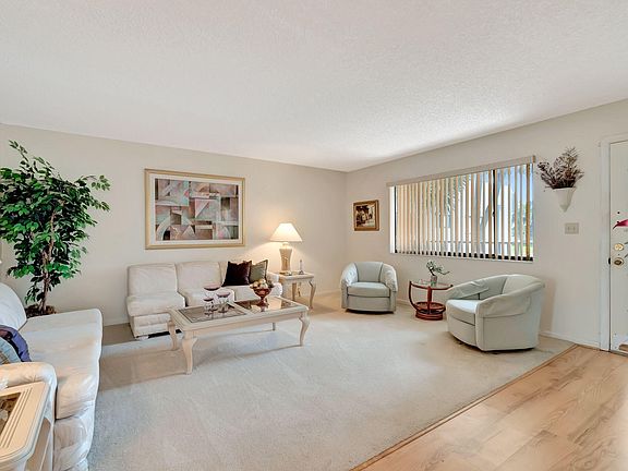 4th image of 15108 Ashland Drive #218