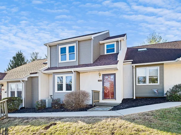 2102 Bridgewater Ct, Chester Springs, PA 19425