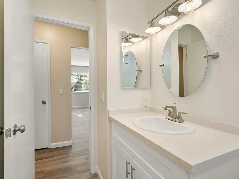 5353 Olmeda Ave #3 — Photo 13