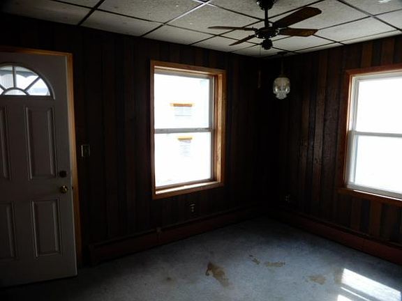 435 unit 1 bedroom