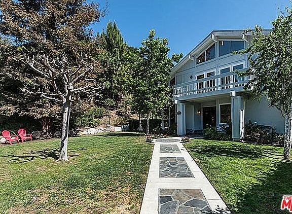 2nd image of 1336 Avenida De Cortez