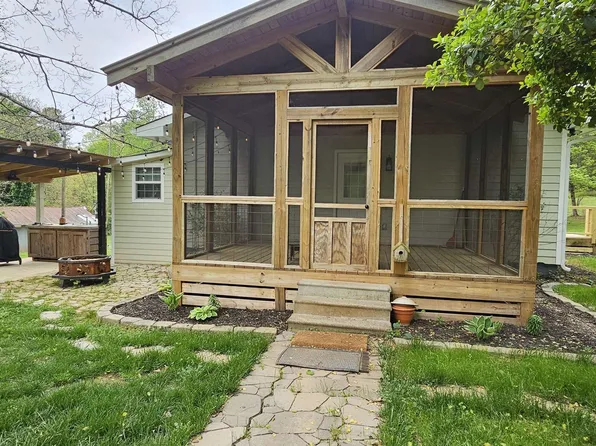 189 Nix Rd, Alto, GA 30510