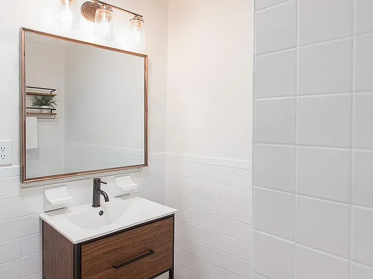 2 Elbow St #1 — Photo 11