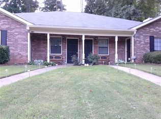 1126 Summer Brook Rd, Atlanta, GA 30349