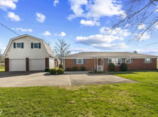 1863 S Franklin Rd, Greenwood, IN 46143