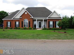 206 Rose Hill Dr, Warner Robins, GA 31088