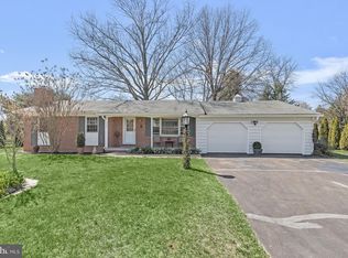 7904 Juniper Dr, Frederick, MD 21702