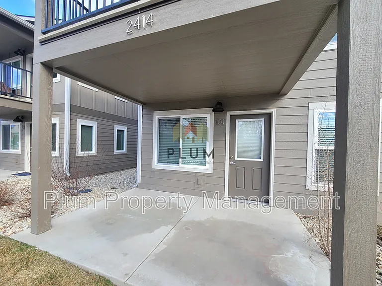 2414 McDonald Ave #102 — Photo 2