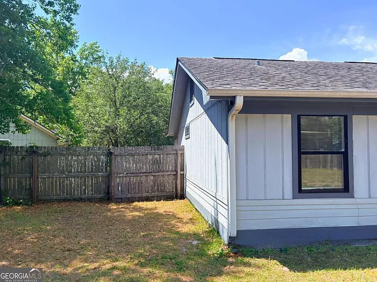 142 Woodvalley Ct — Photo 53