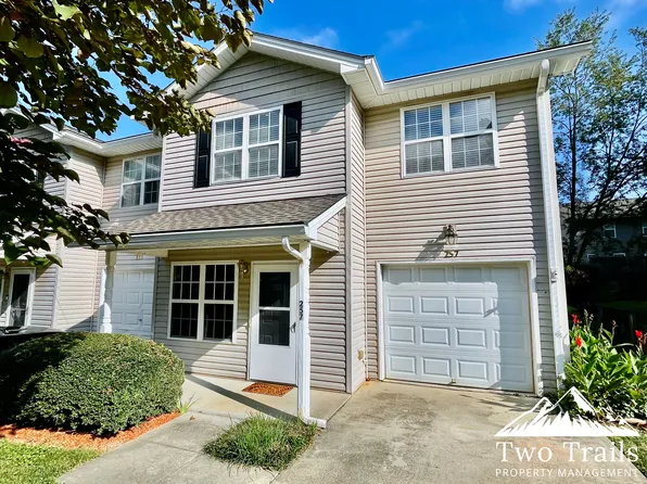 257 Wiltshire Cir, Fletcher, NC 28732