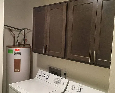 Oakridge Apartments — Photo 7