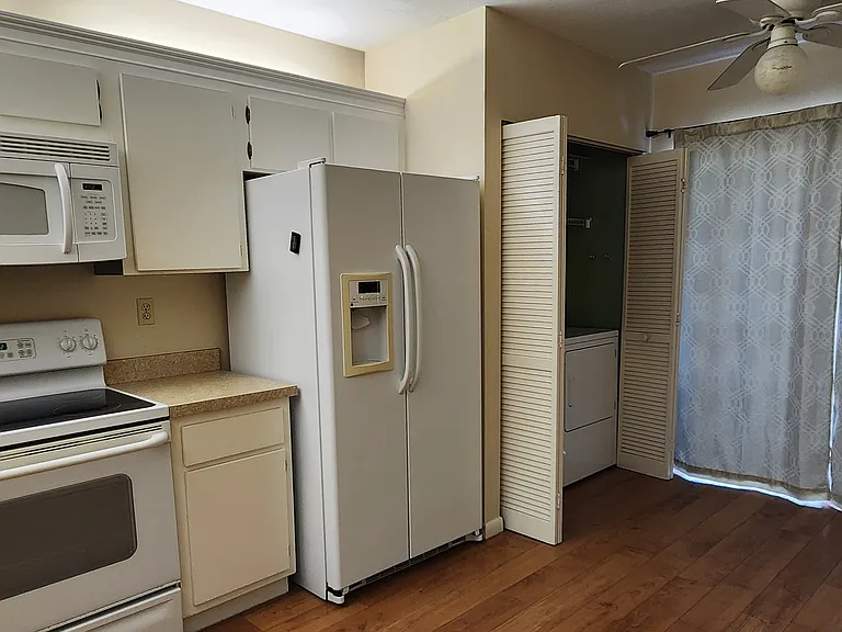 1814 Kings Lake Blvd #204 — Photo 22