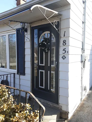 185 Newton St #UPPER Photo 1