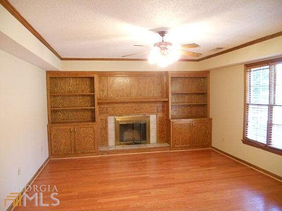2nd image of 2171 Weatherstone Cir SE
