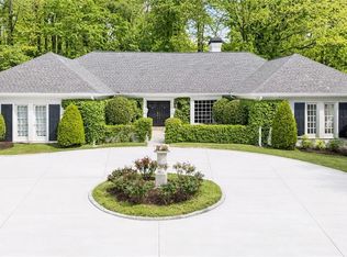 875 Heards Ferry Rd NW, Sandy Springs, GA 30328