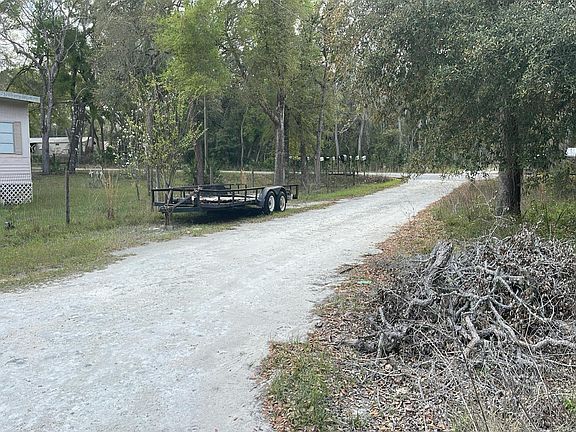 5th image of 385 NE 441st Ave