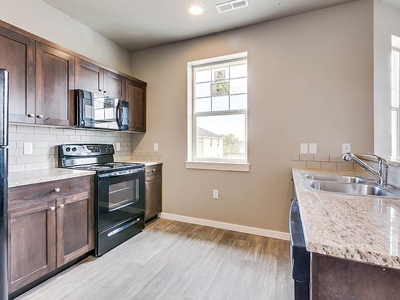 3rd image of 801 S Sunglow Ln APT 101
