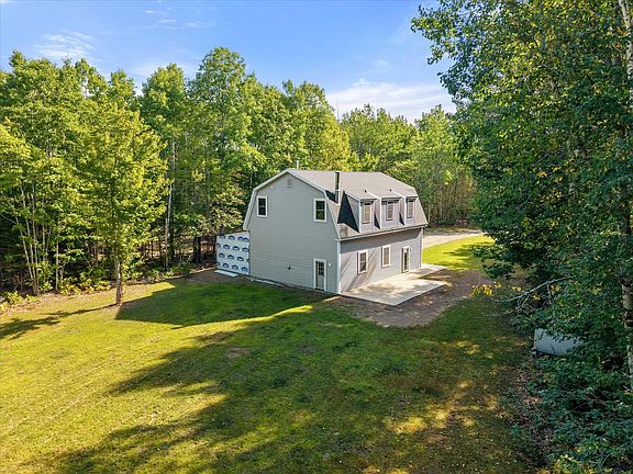 5th image of 232 Stoney Ridge Road