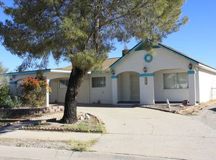 1340 N Palm St, Ajo, AZ 85321