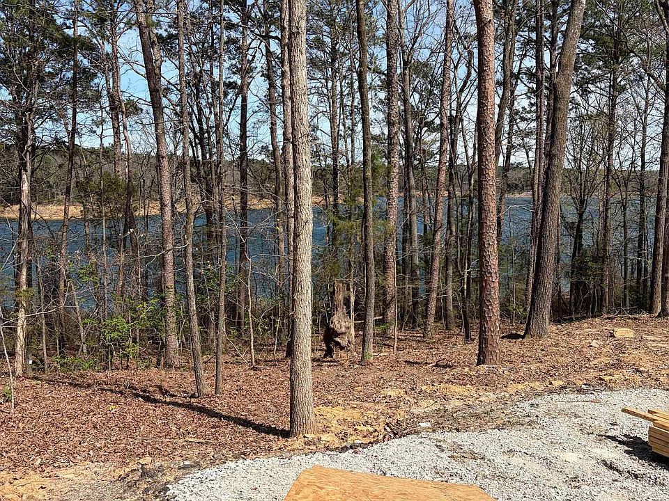 1st image of 35 Parrott Point Rd