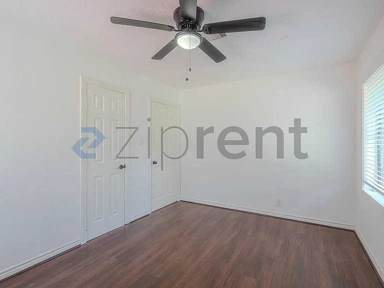 4701 W 43rd St — Photo 16