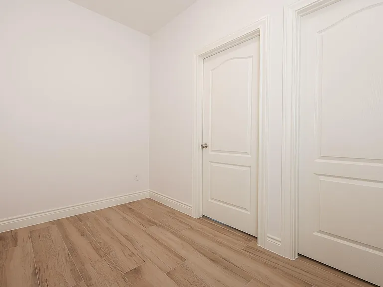 2303 Cunningham Dr — Photo 20