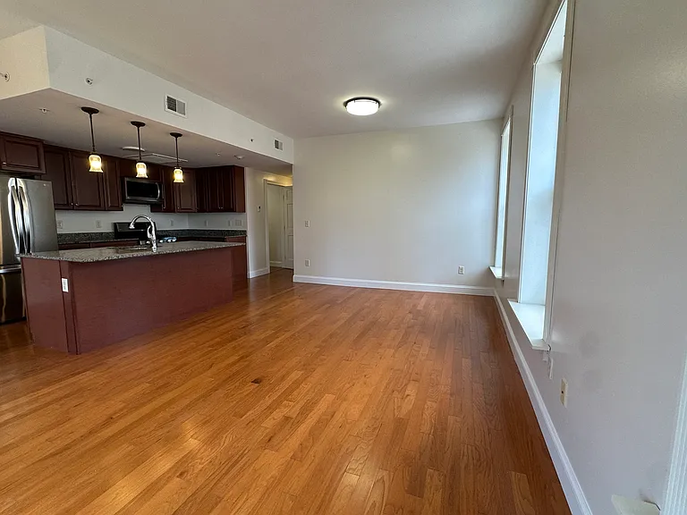 104 N Aurora St #3N — Photo 58