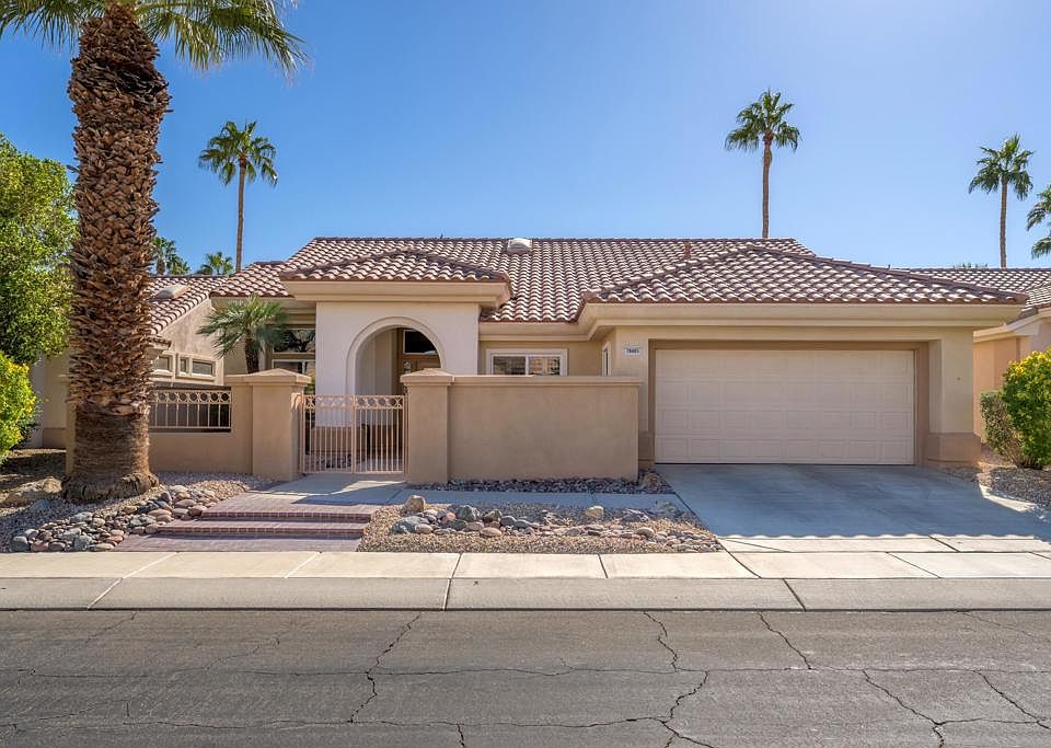 1st image of 78405 Silver Sage Dr