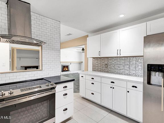 5th image of 1773 Weston Cir