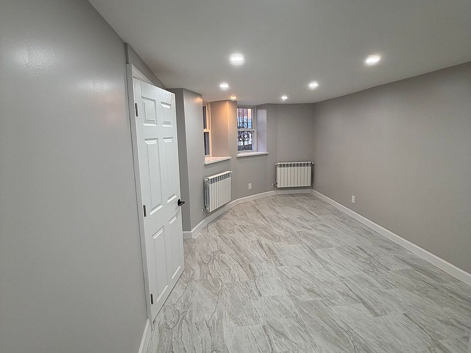 1st image of 6111 Palmetto St #1L